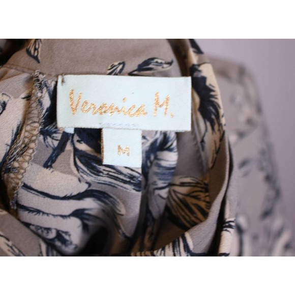 Veronica M Floral Blouse High Neck Keyhole Cutout Gray Blue Size M - Picture 3 of 3